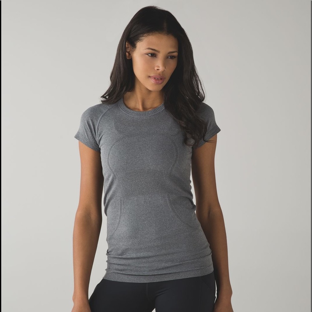 Lululemon grey top